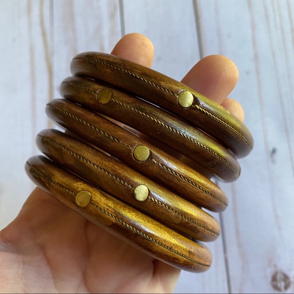 Jewelry - Stack of 5 wood bangles